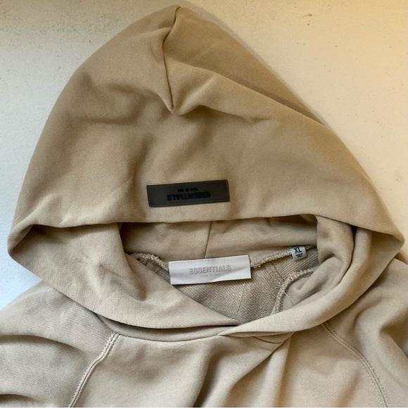 Fear of God Essentials 77 Women's 3/4 Sleeve Hoodie Oak Size XL - Picture 10 of 11